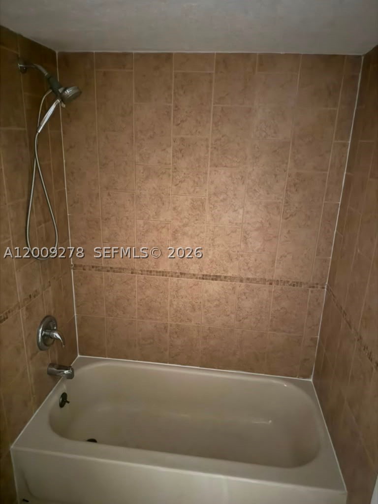8425 Nw 8th St 306 Property Photo 20