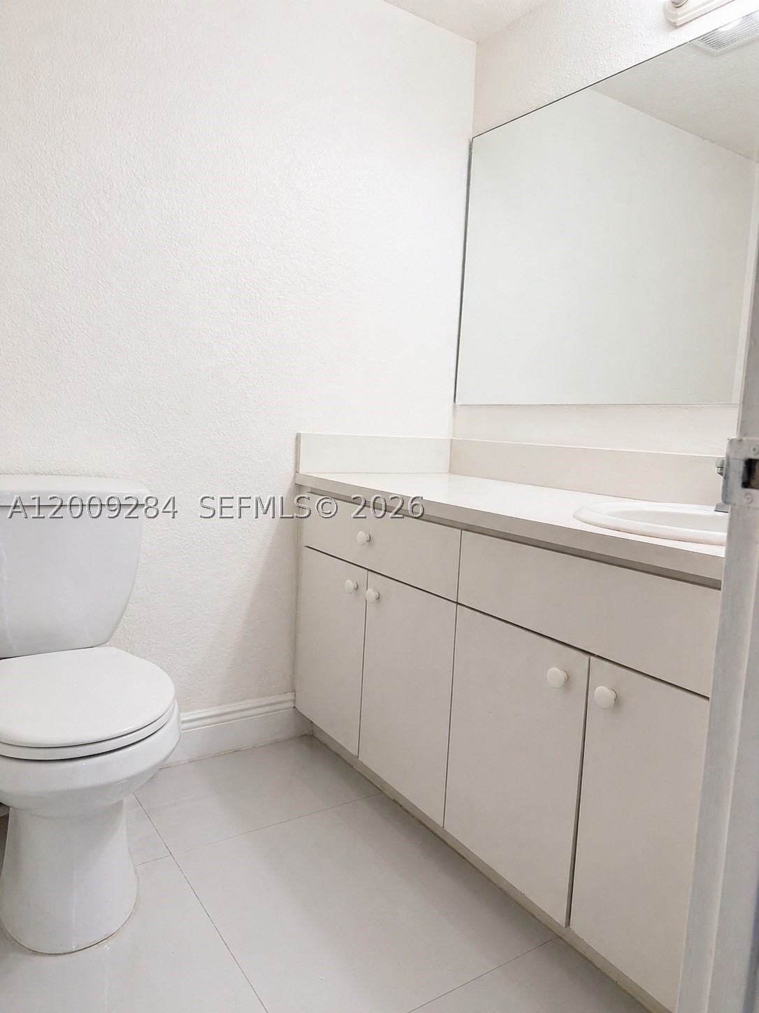 1300 W 47th Pl 218a Property Photo 15