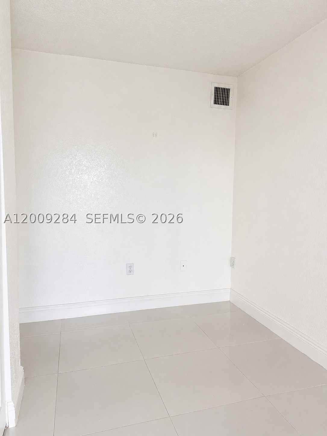 1300 W 47th Pl 218a Property Photo 16