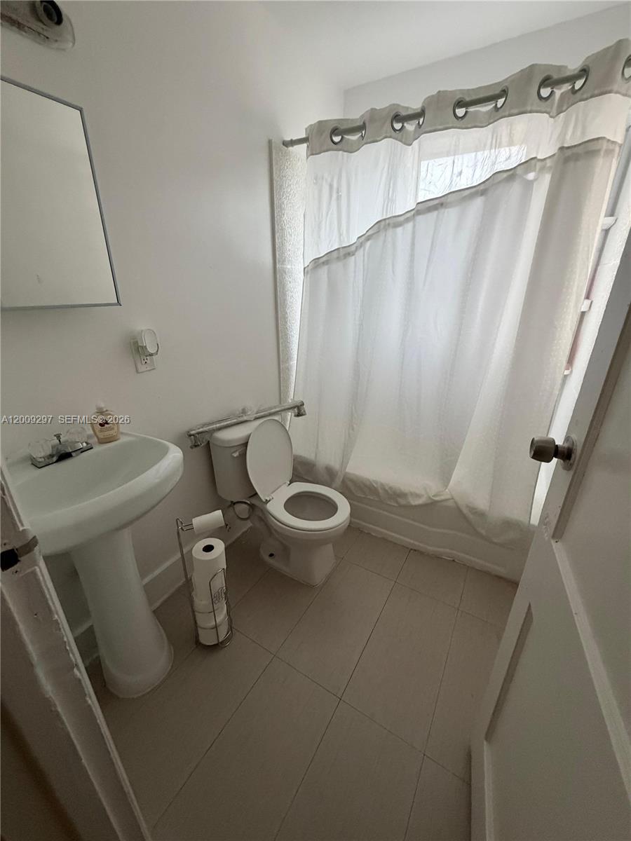 6741 Nw 6th Ct Property Photo 11