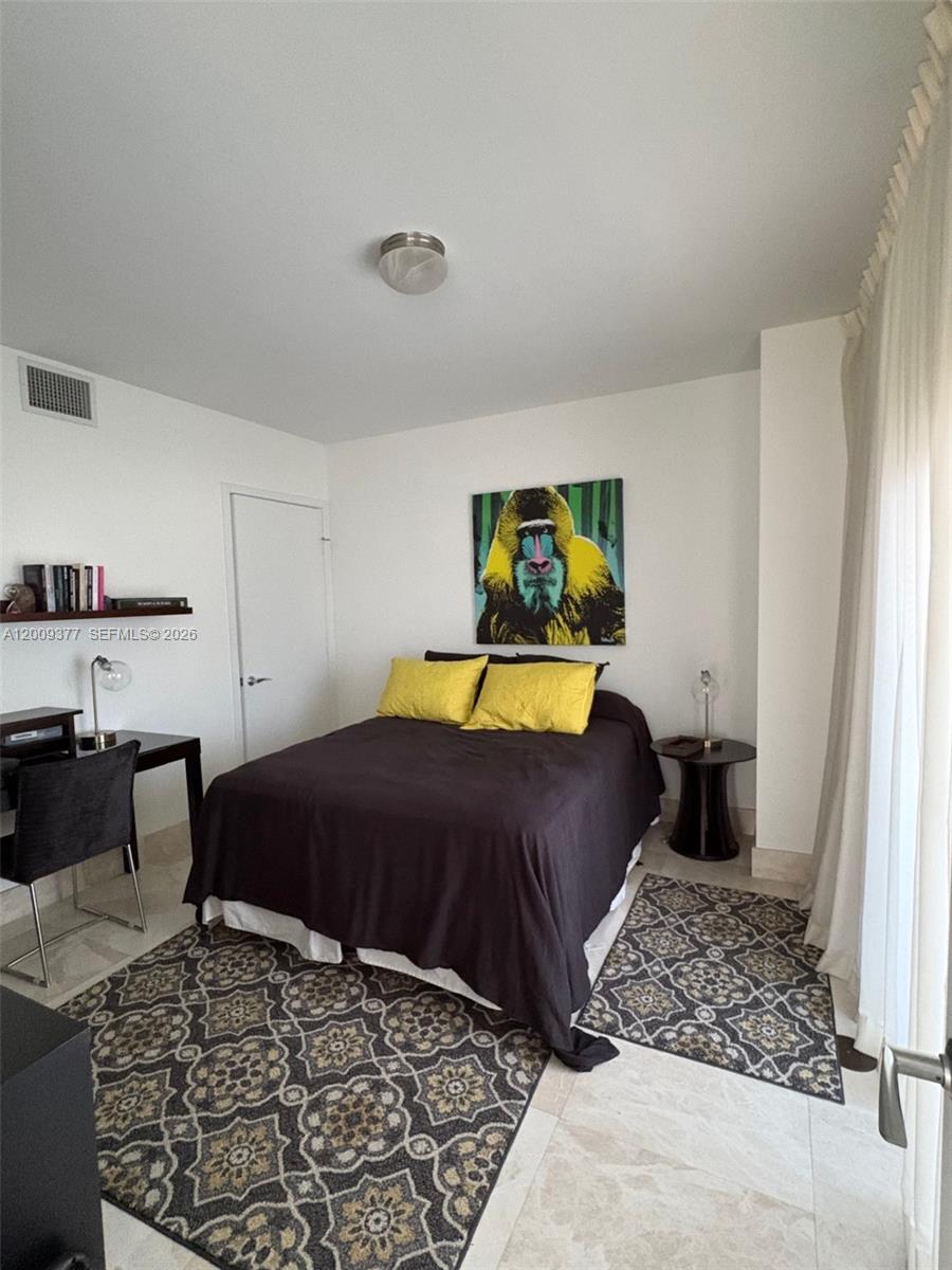 5875 Collins Ave 708 Property Photo 12