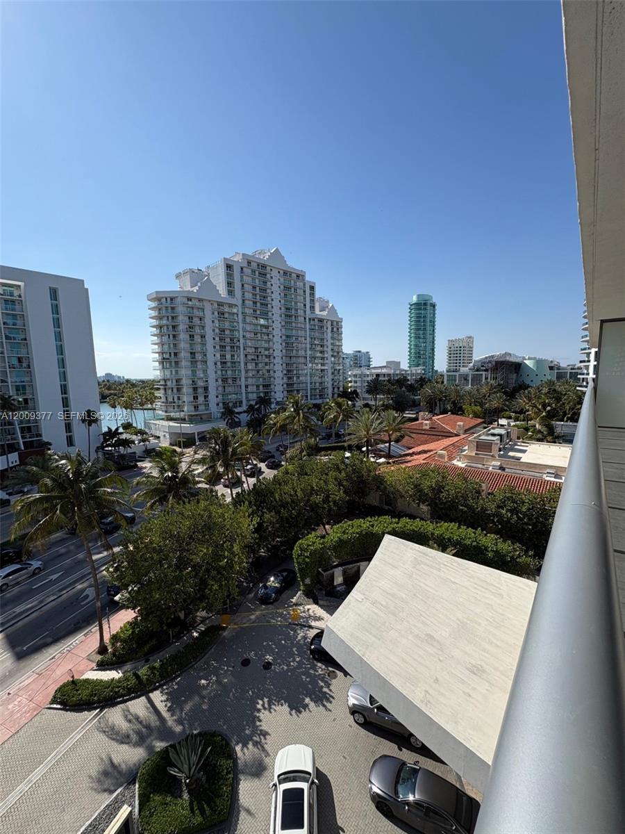 5875 Collins Ave 708 Property Photo 15