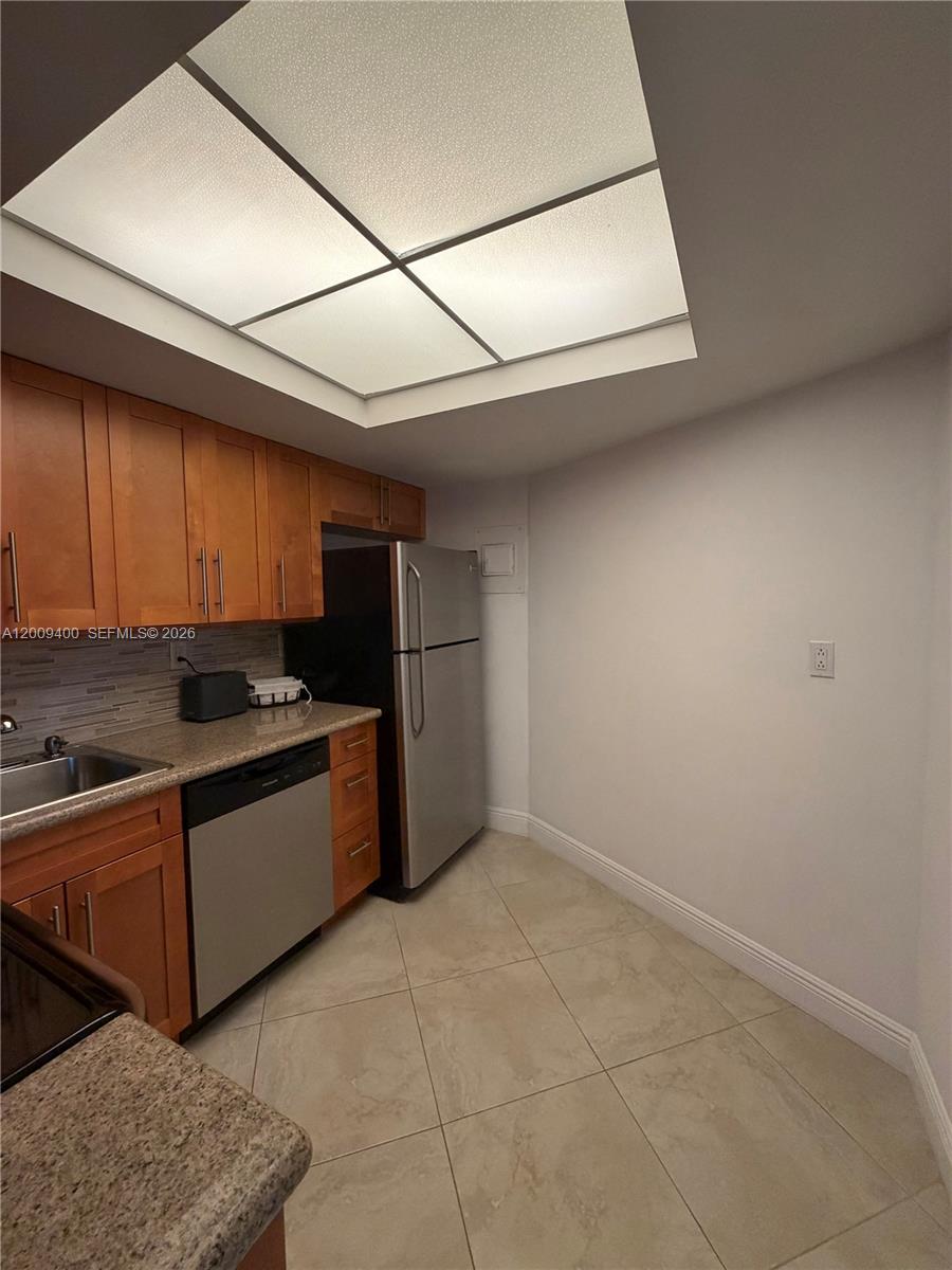 3180 S Ocean Dr 1705 Property Photo 8