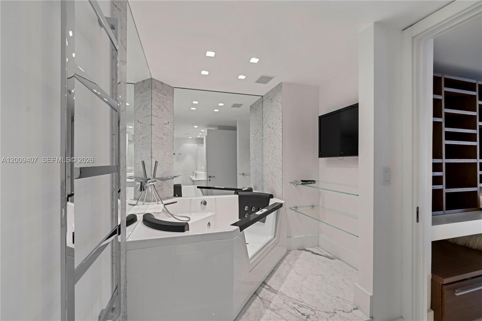 10155 Collins Ave 1210 Property Photo 17