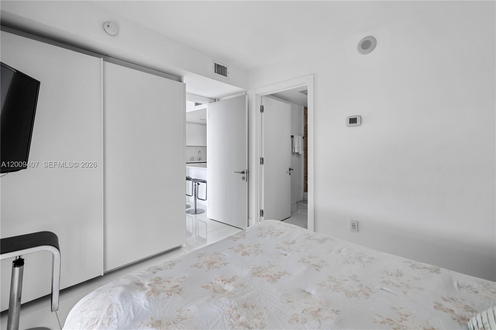 10155 Collins Ave 1210 Property Photo 24