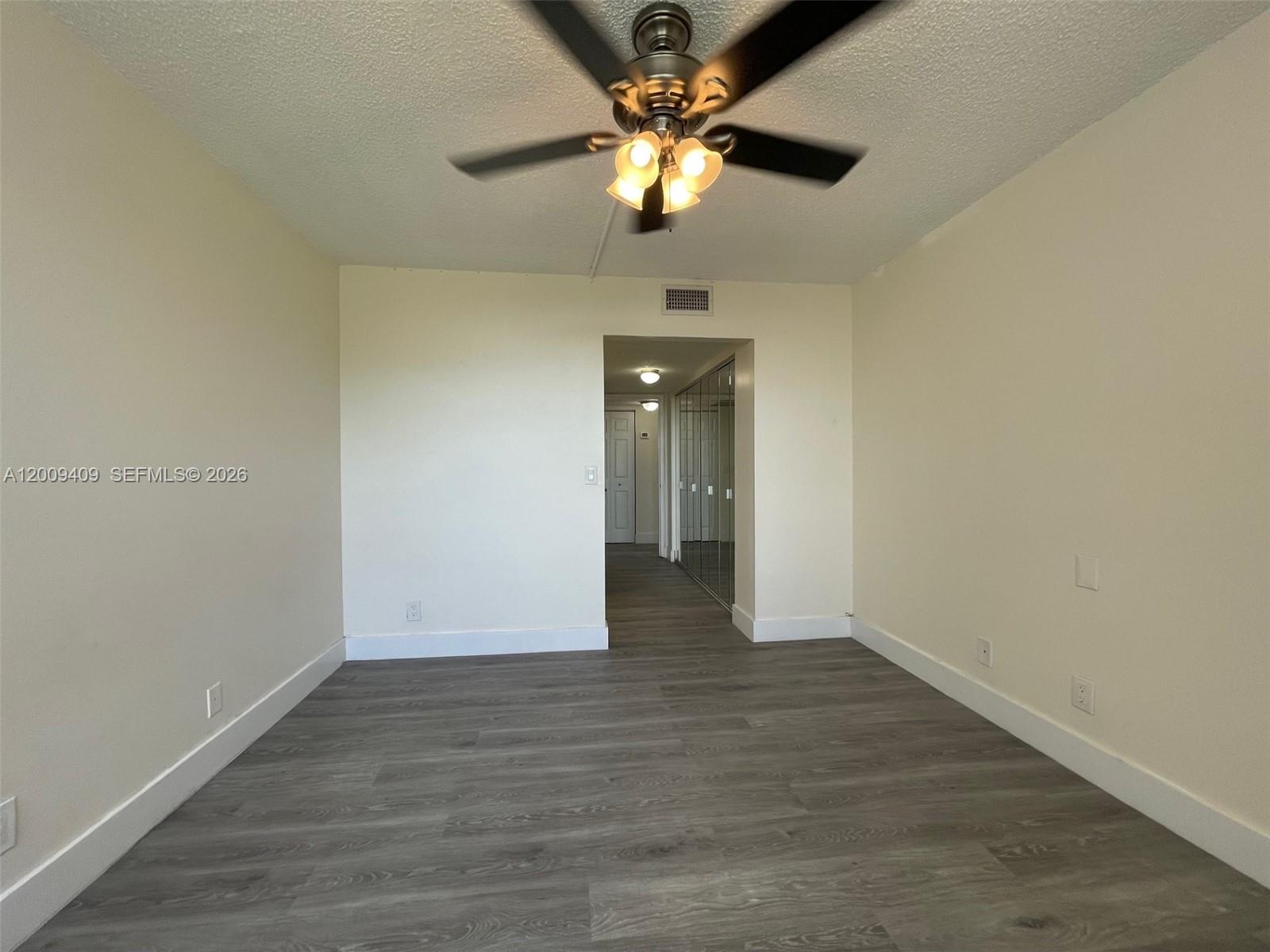 9471 Evergreen Pl 401 Property Photo 21