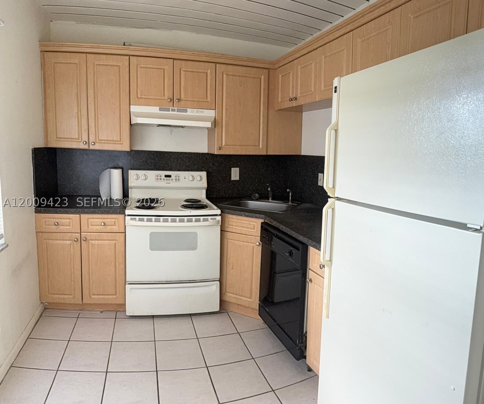 3774 Inverrary Blvd 105p Property Photo 5