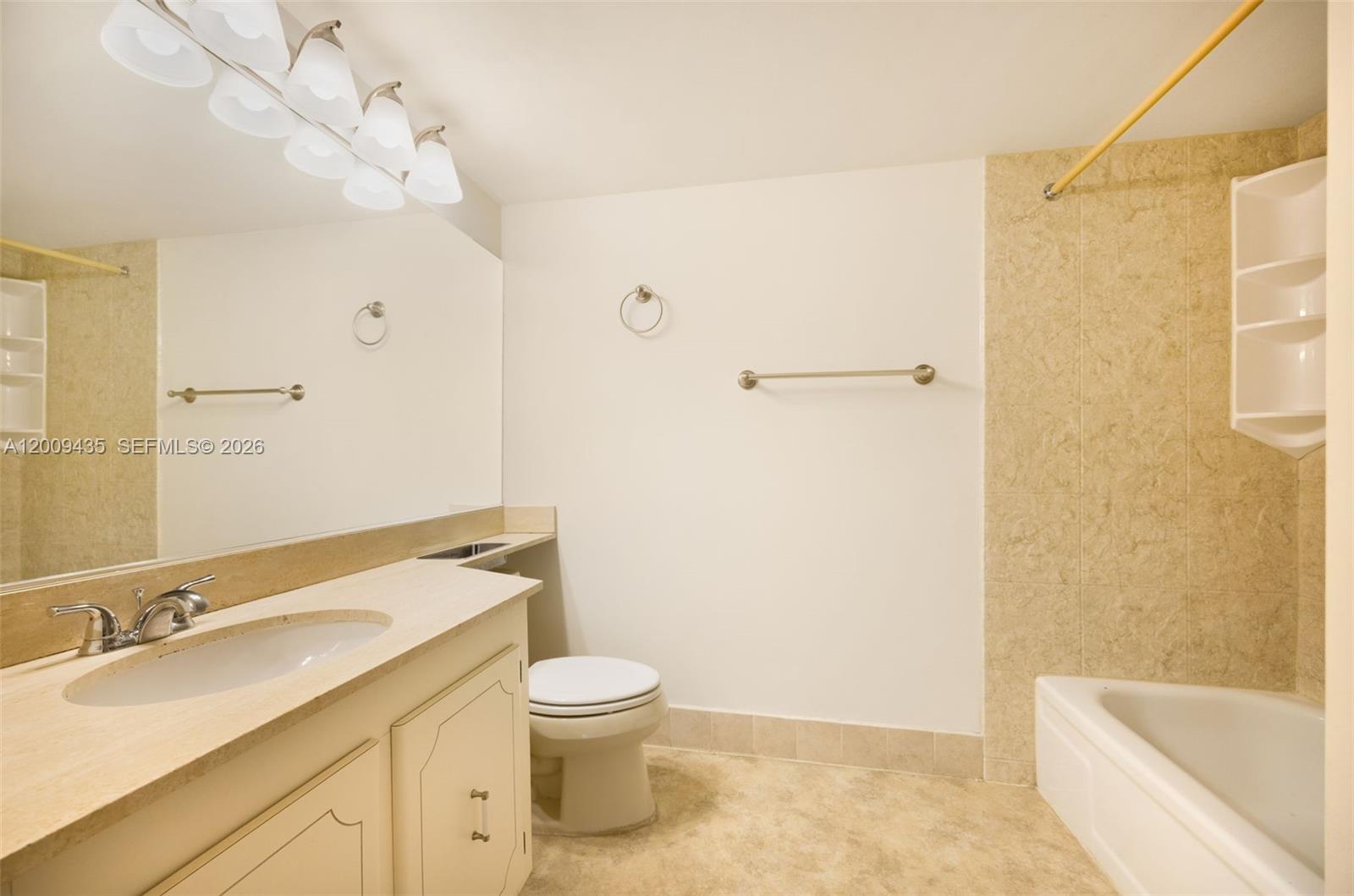 600 Ne 36th St 1109 Property Photo 20