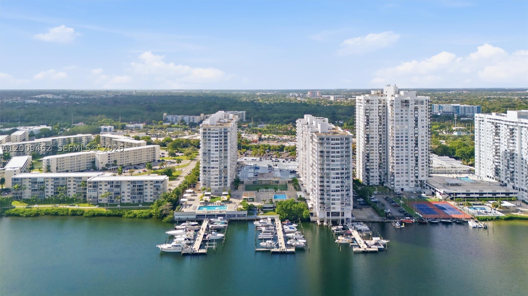 18071 Biscayne Blvd 802 Property Photo 12