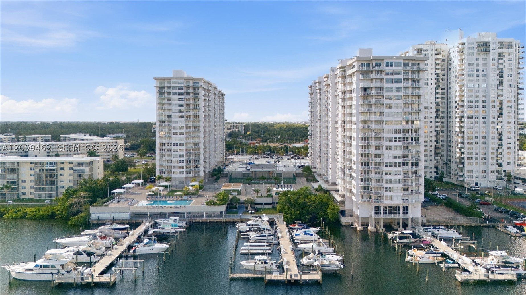 18071 Biscayne Blvd 802 Property Photo 23