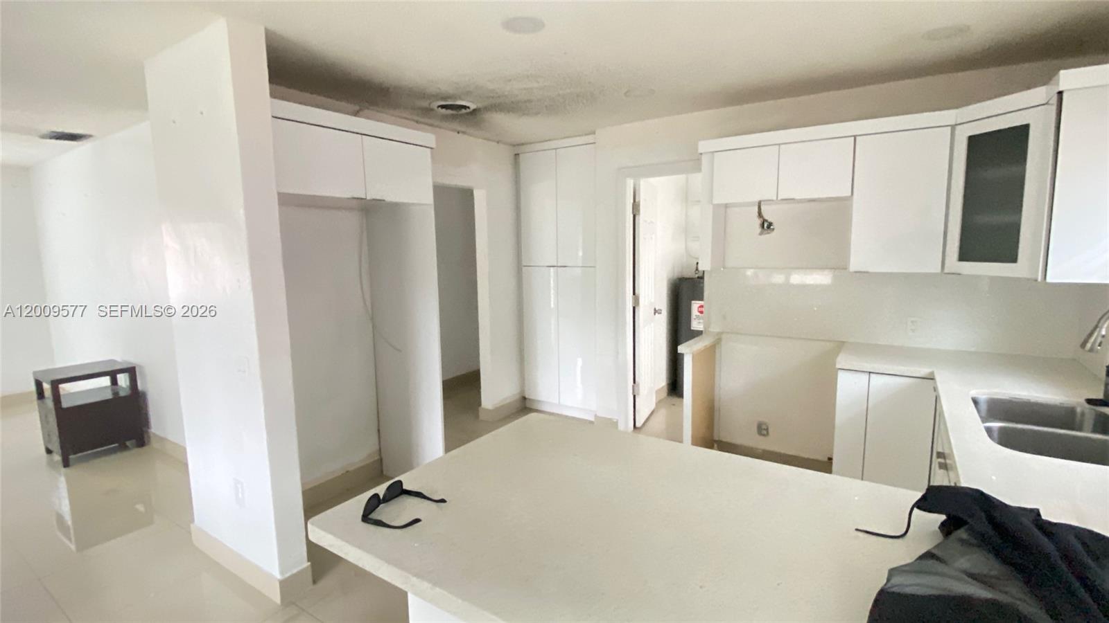 530 Nw 99th St Property Photo 1