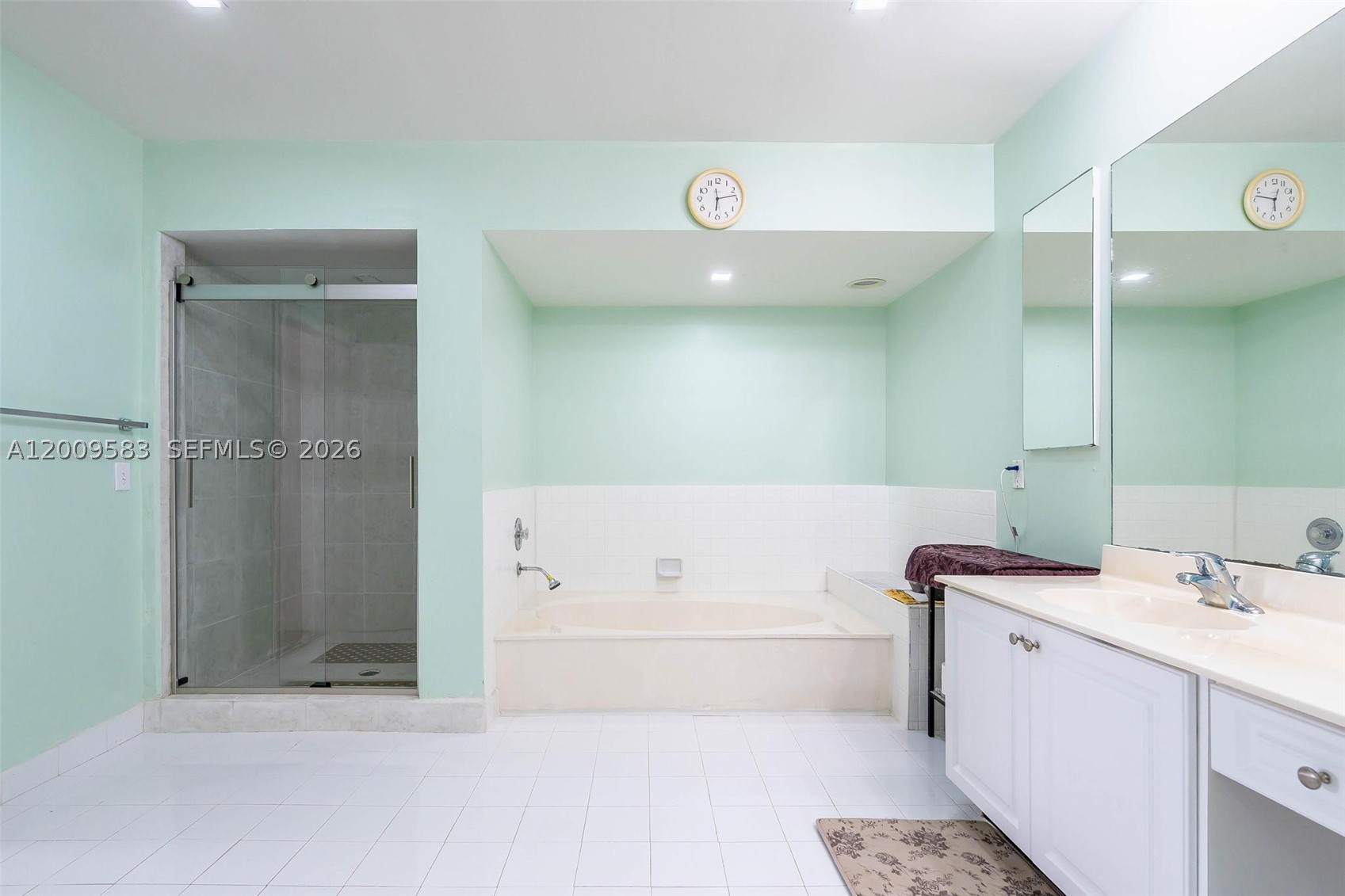 1001 Sw 100th Ter Property Photo 32