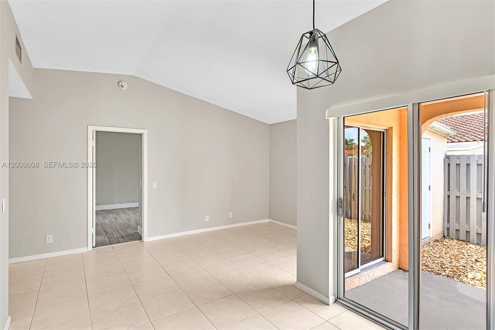 1439 Springside Dr 1439 Property Photo 16