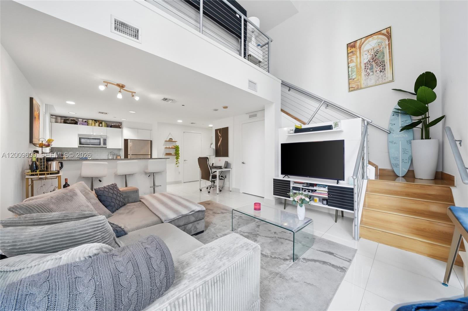 1050 Brickell Ave 1002 Property Photo 1