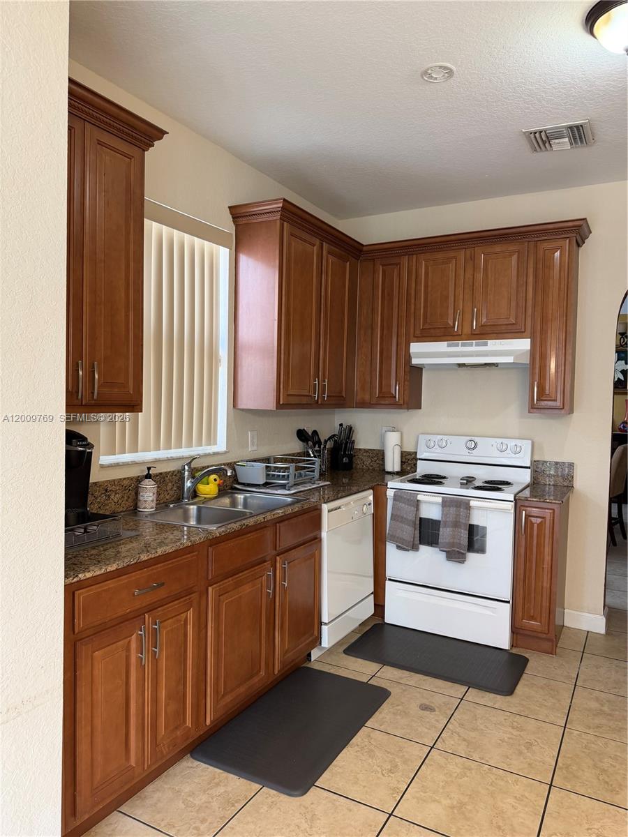 3955 Ne 13th Dr Property Photo 19