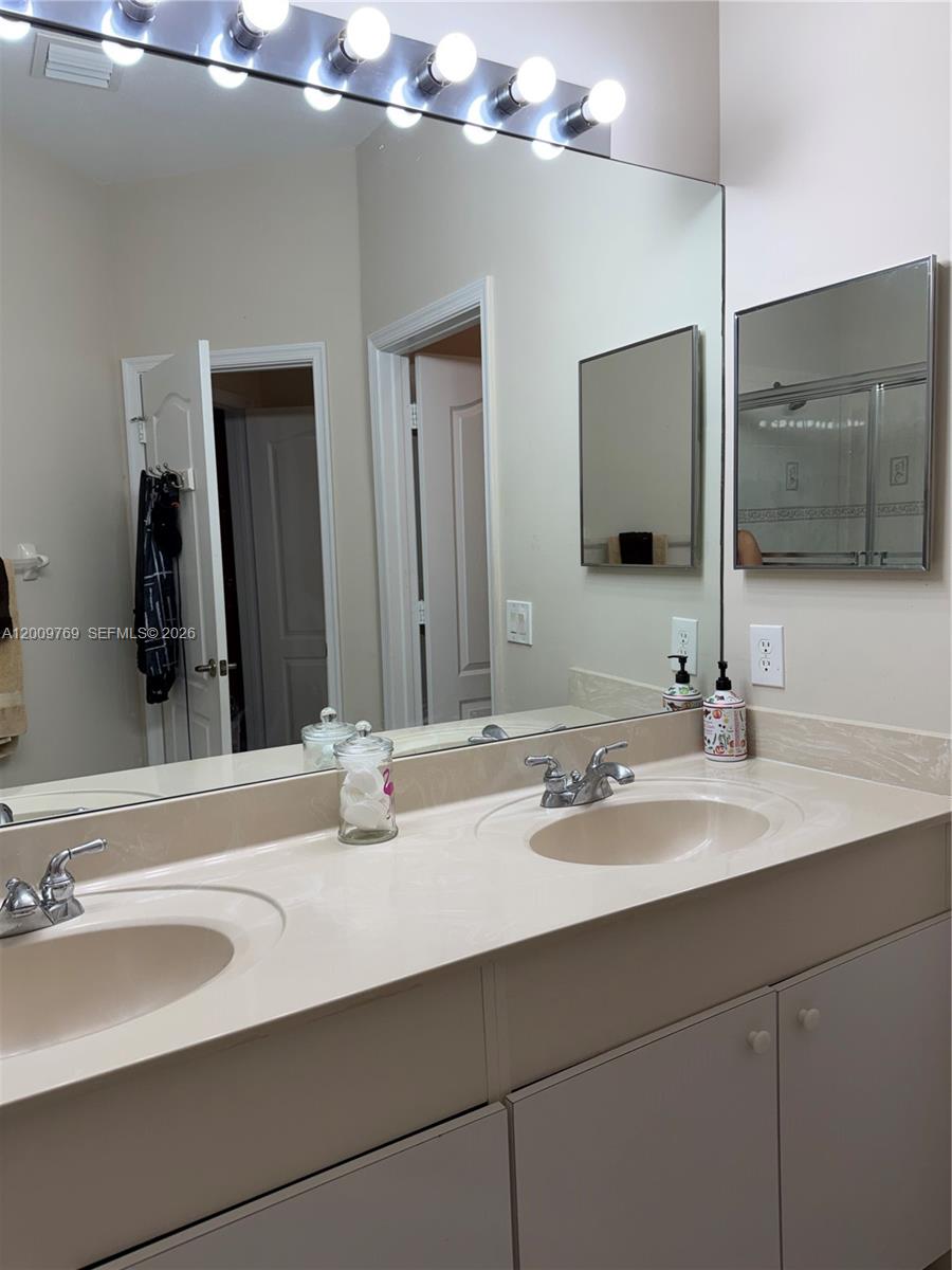 3955 Ne 13th Dr Property Photo 37