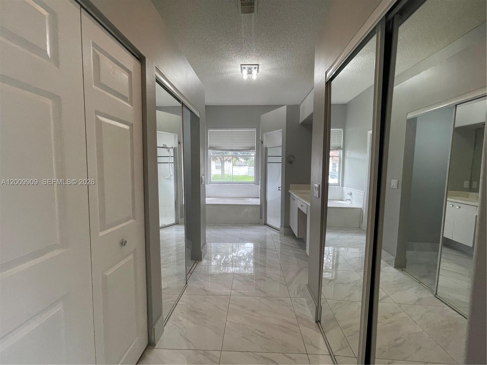5263 Sw 34th Way Property Photo 14