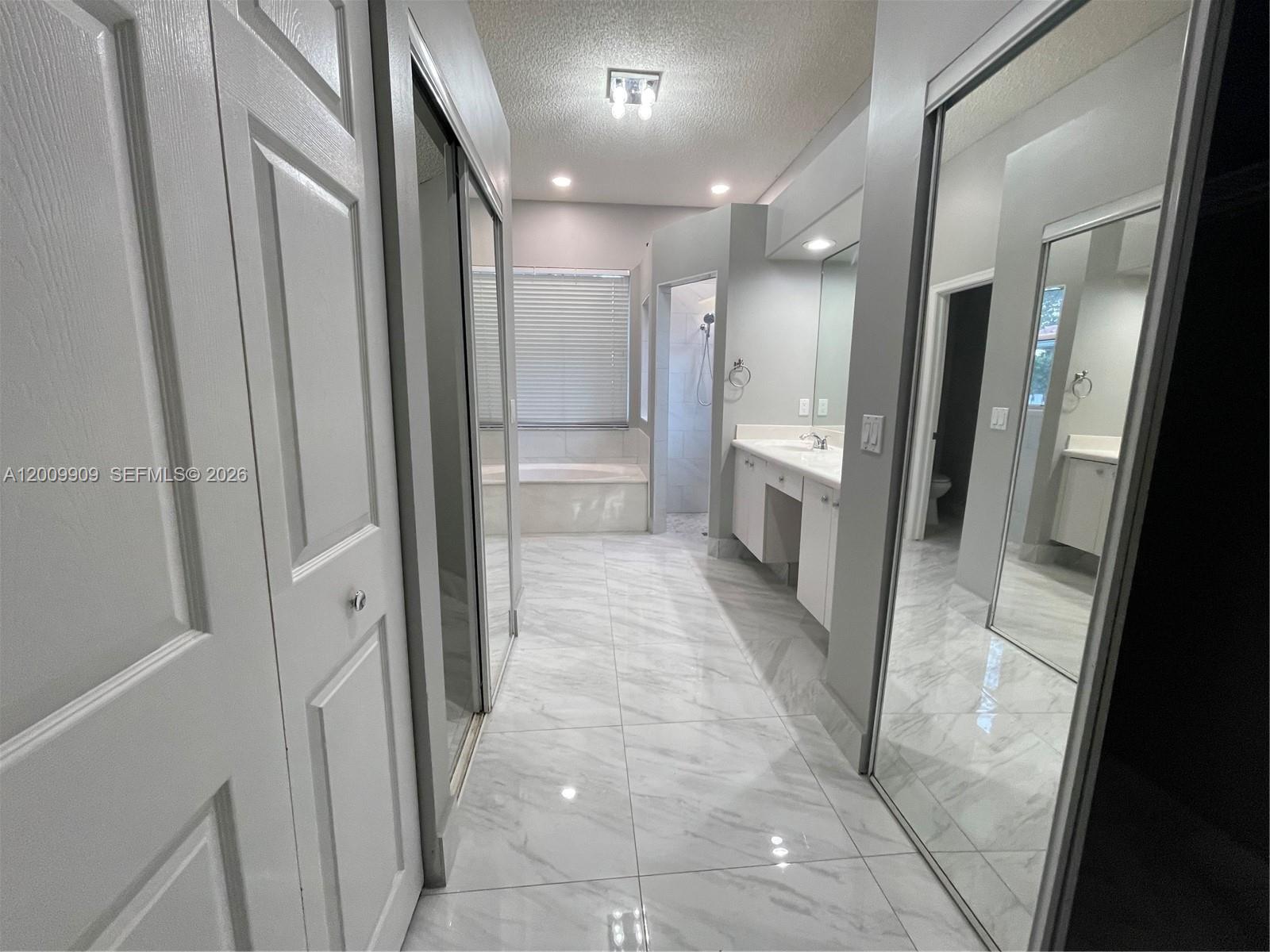 5263 Sw 34th Way Property Photo 22