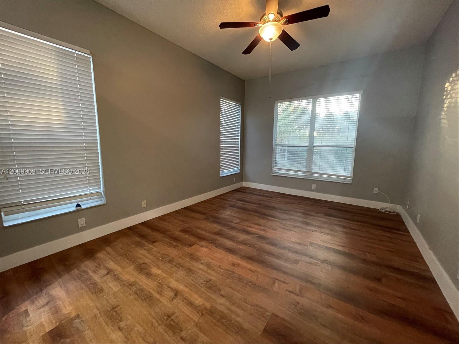 5263 Sw 34th Way Property Photo 28