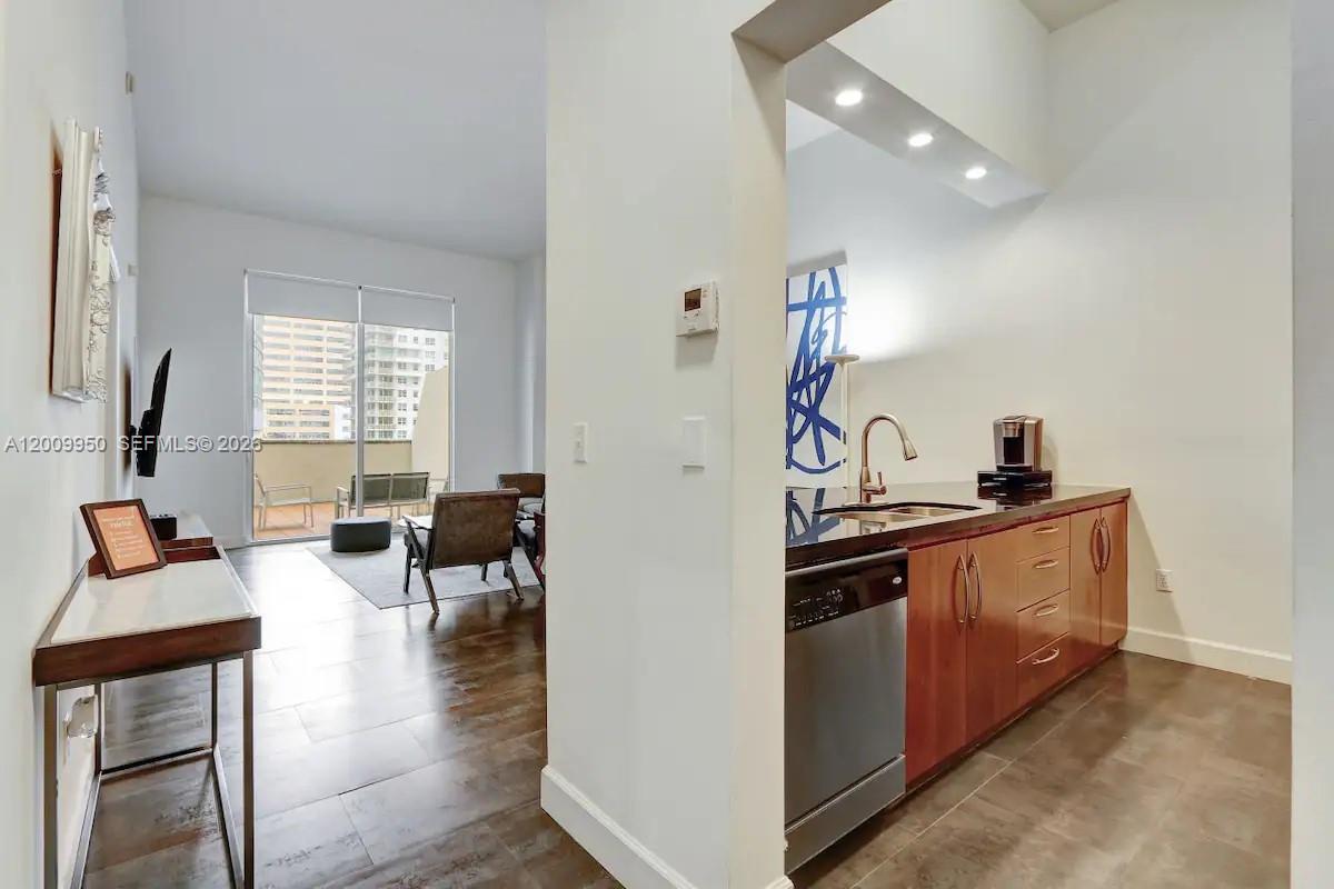 1200 Brickell Bay Dr 1404 Property Photo 11