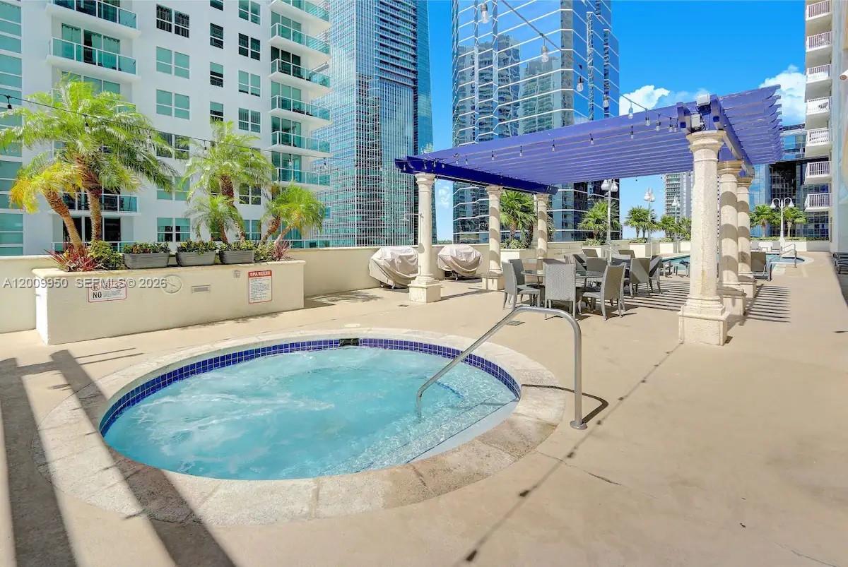 1200 Brickell Bay Dr 1404 Property Photo 16