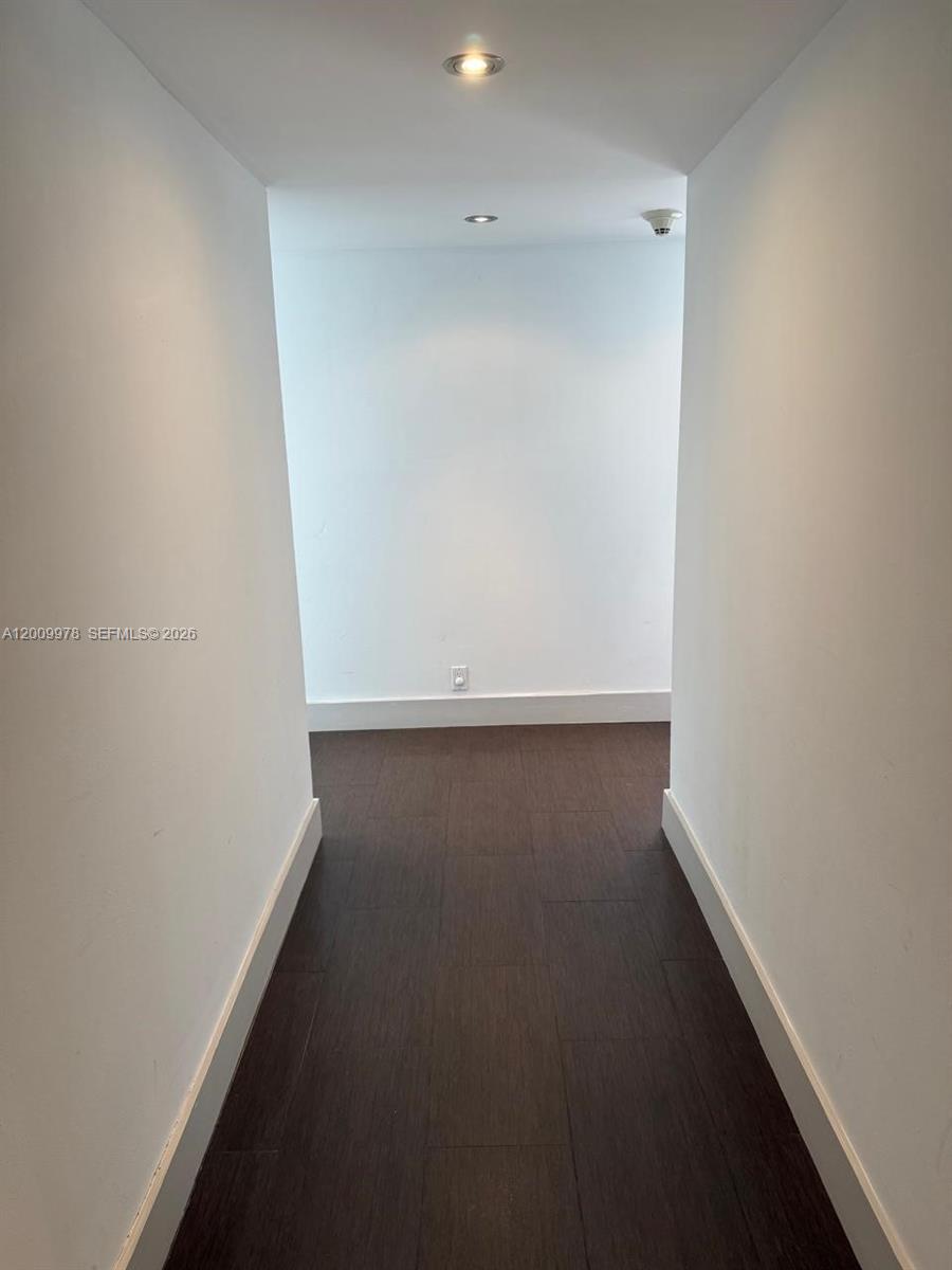 150 Ocean Lane Dr 6f Property Photo 3