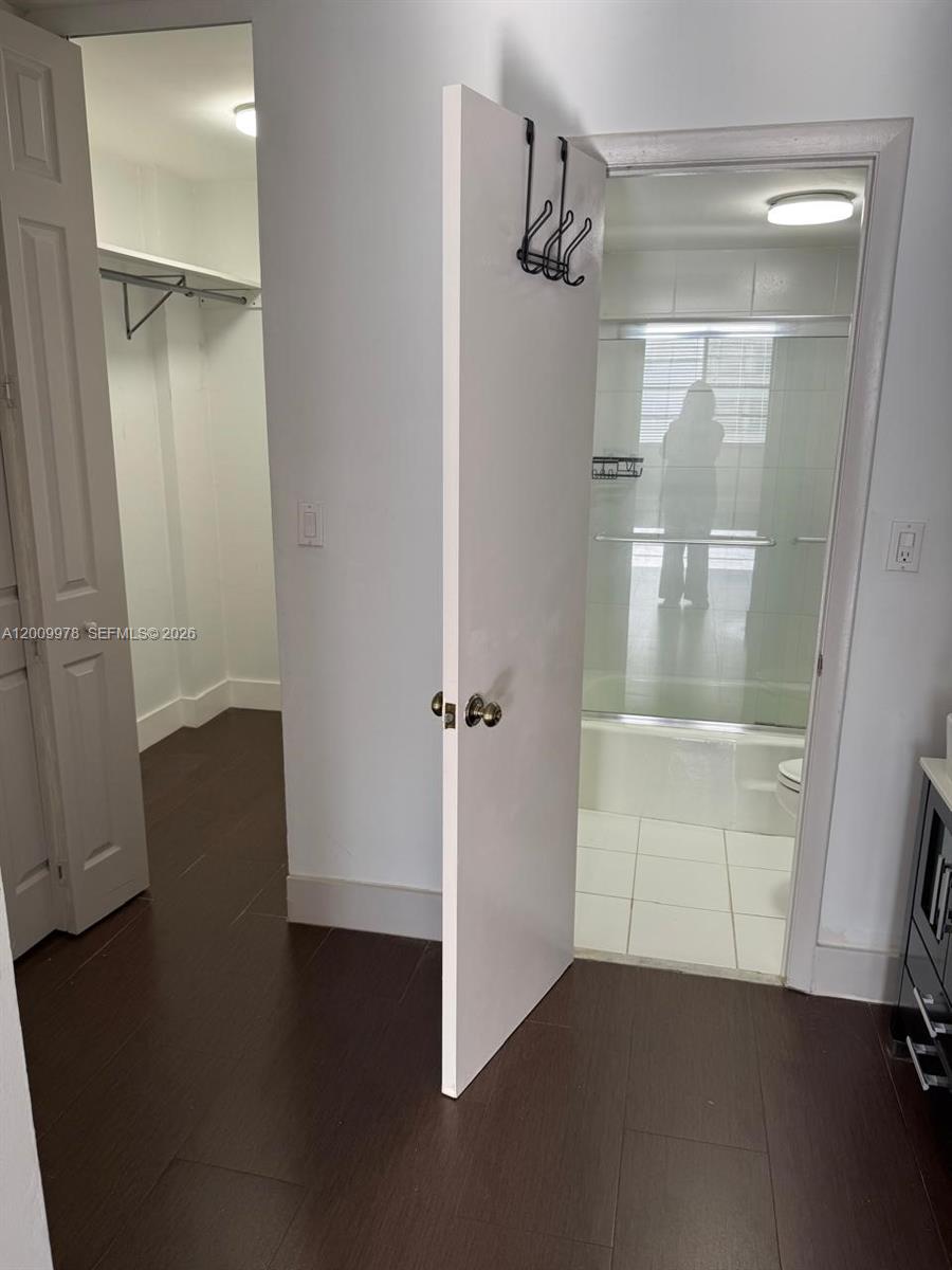 150 Ocean Lane Dr 6f Property Photo 6