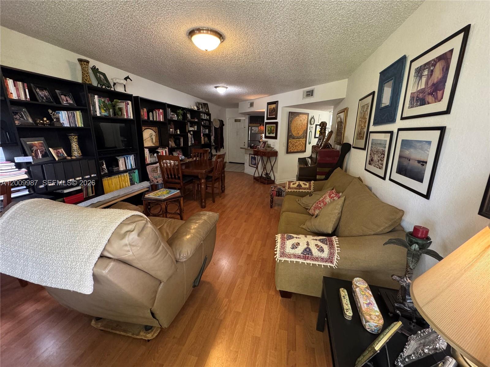 8225 Lake Dr 404 Property Photo 22