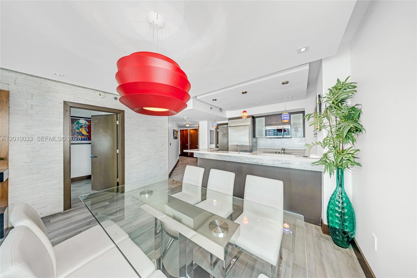 500 Brickell Ave 3707 Property Photo 8