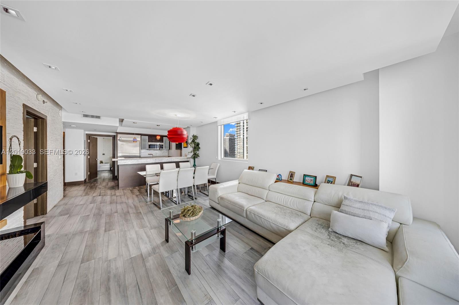 500 Brickell Ave 3707 Property Photo 10