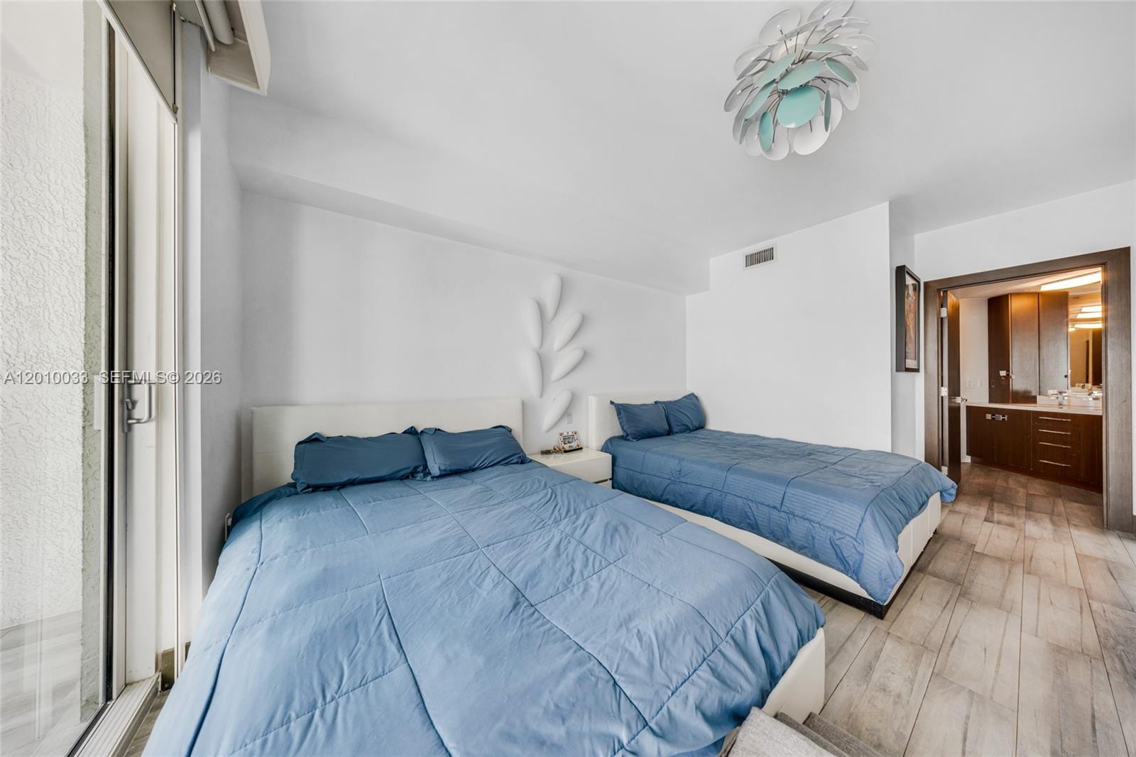 500 Brickell Ave 3707 Property Photo 16