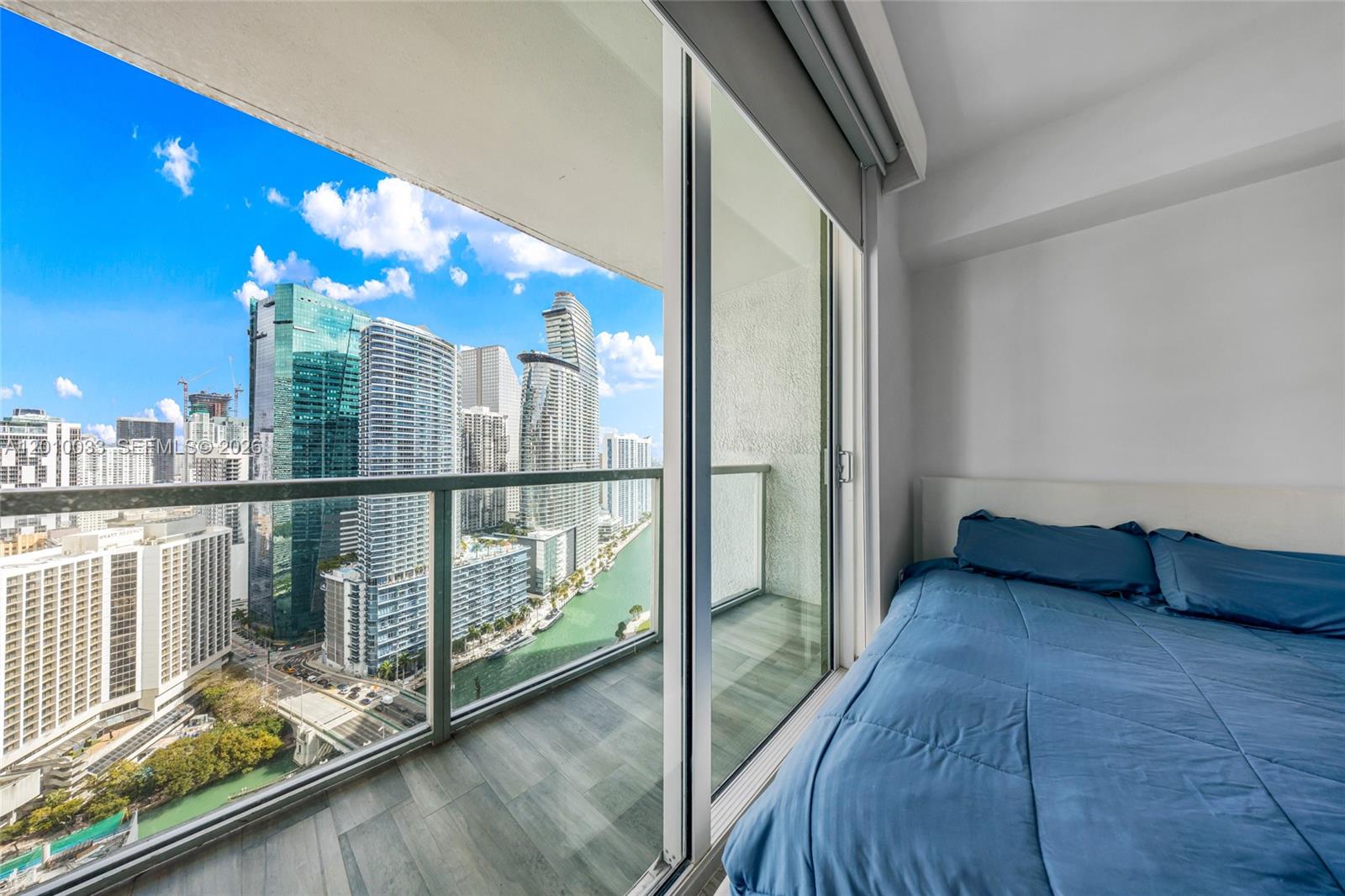 500 Brickell Ave 3707 Property Photo 17