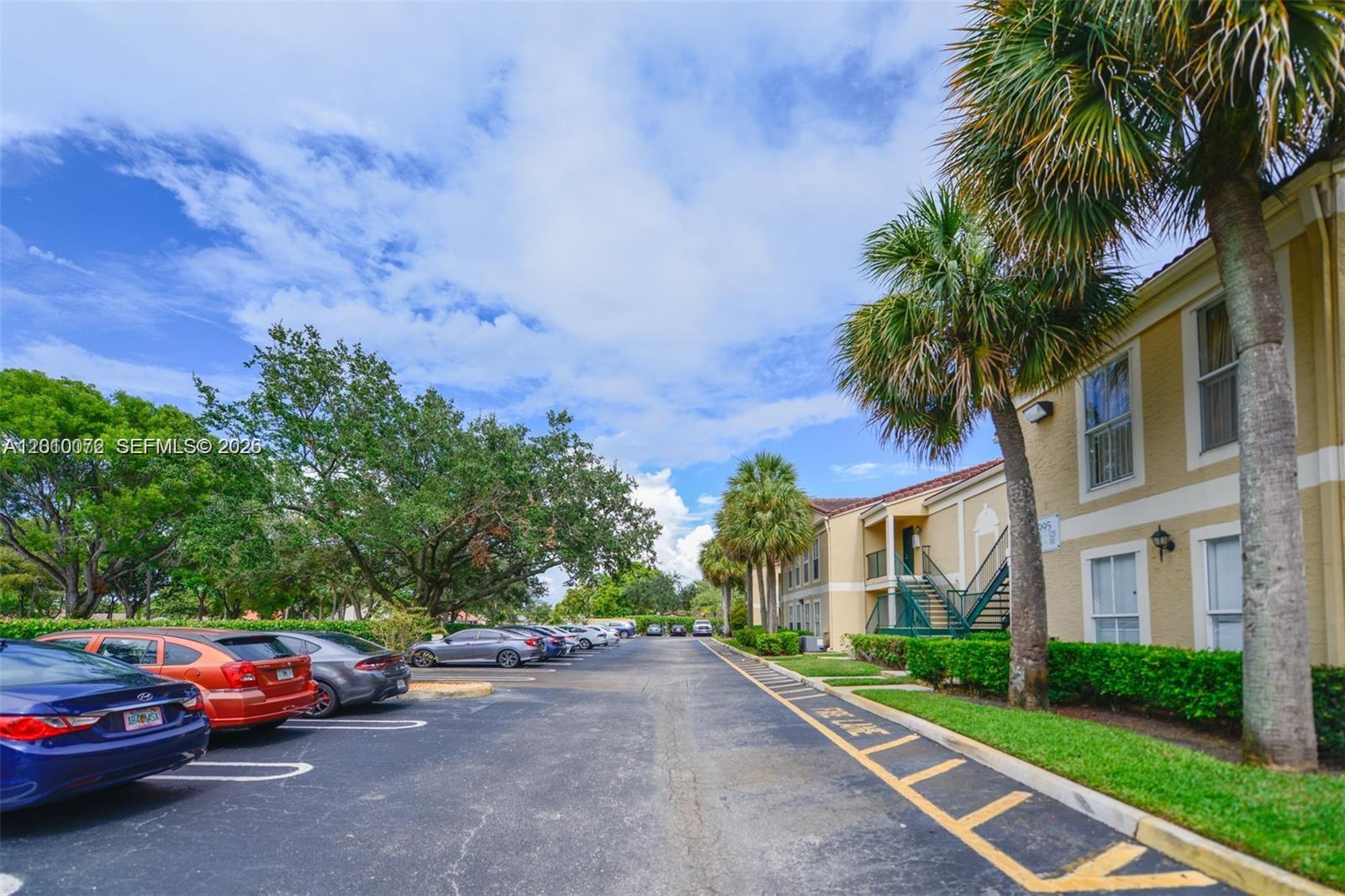875 Riverside Dr 735 Property Photo 11