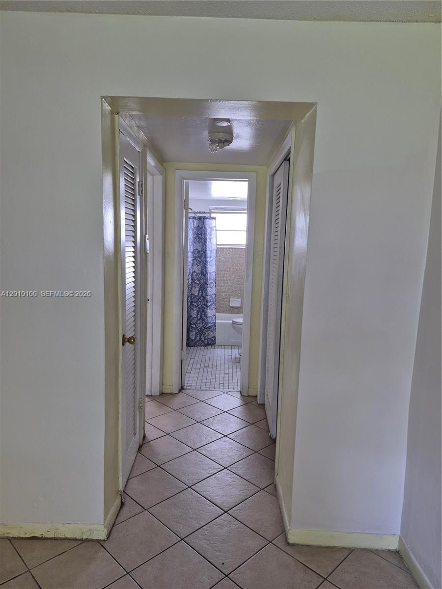 1826 Cleveland St 6 Property Photo 7