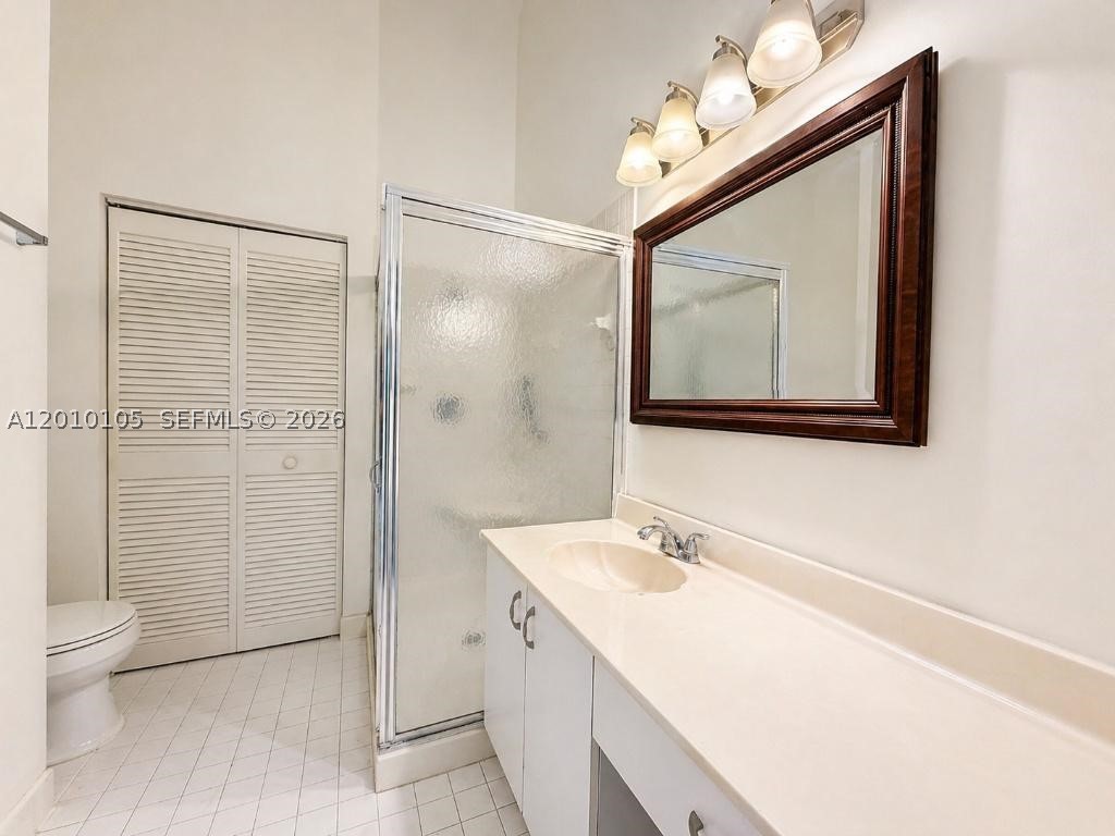 5016 Rose Hill Dr 2303 Property Photo 9
