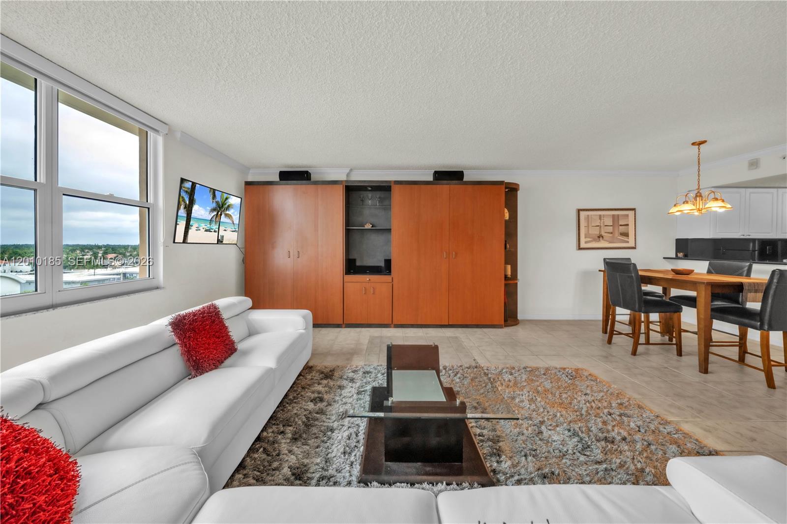 2501 S Ocean Dr 727(available Nov 01) Property Photo 4