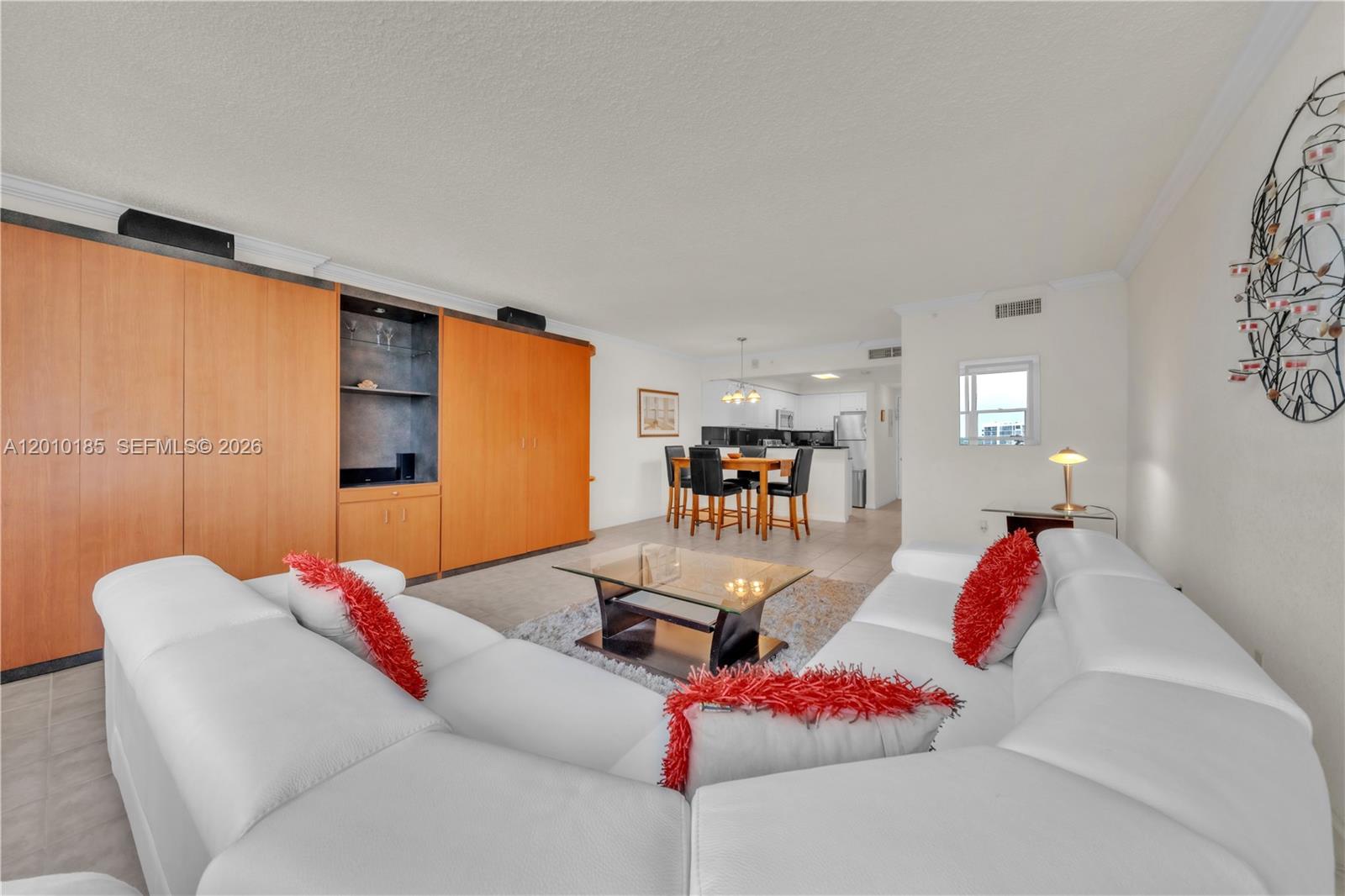 2501 S Ocean Dr 727(available Nov 01) Property Photo 6