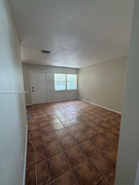 A12010193 Property Photo 12
