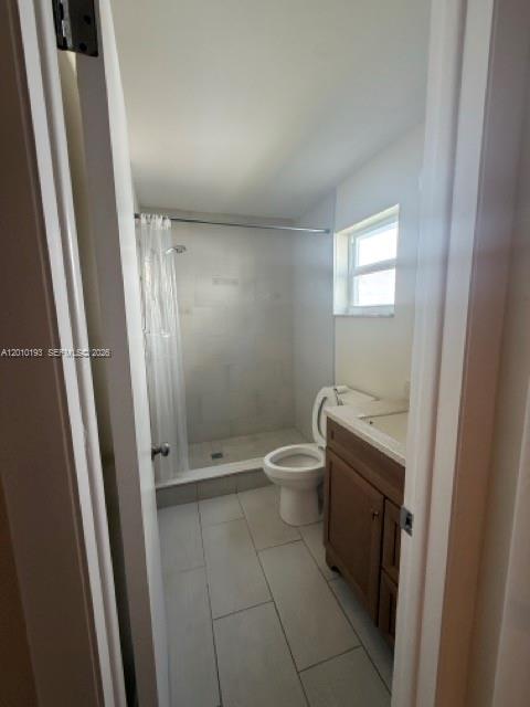 A12010193 Property Photo 13