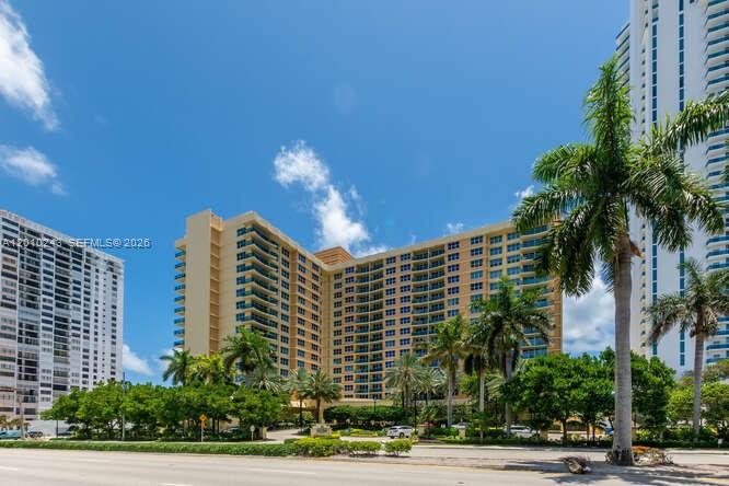 2501 S OCEAN DR 637 Property Photo 1