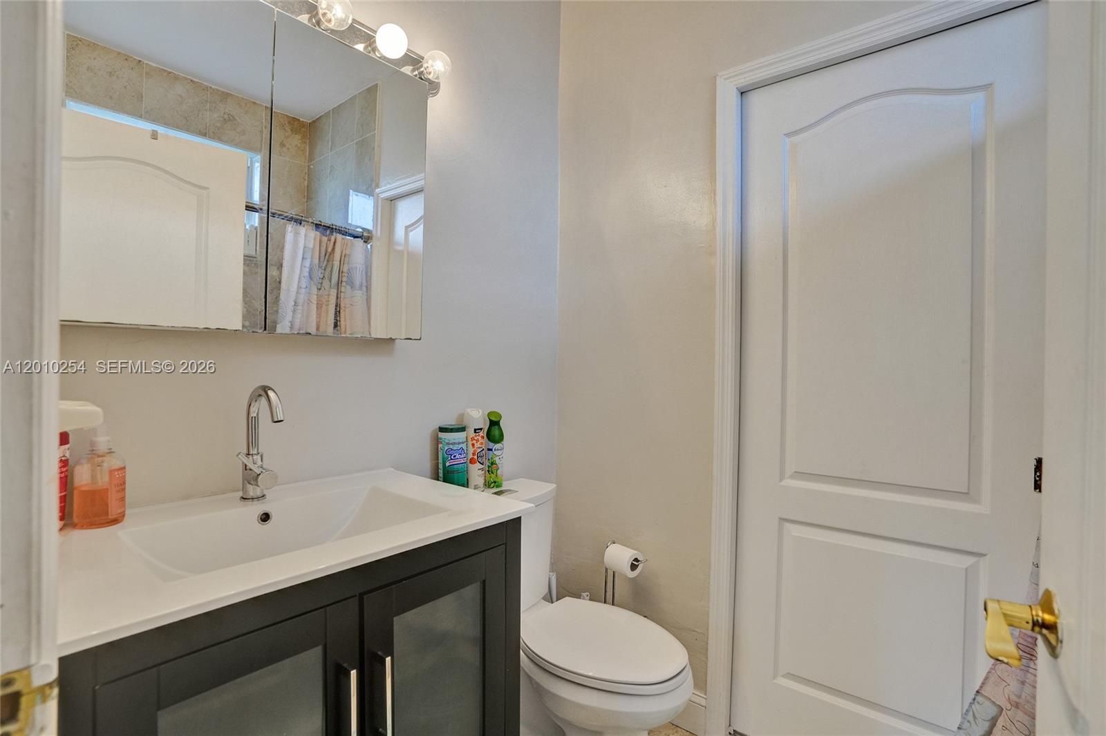 17951 Nw 91st Ct Property Photo 27