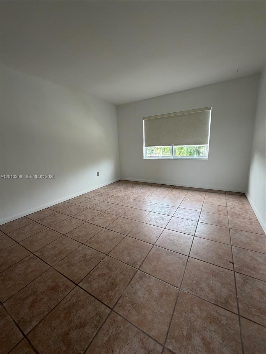 6201 Sw 21st St 6203 Property Photo 3