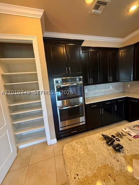 9751 Lakeview Ln Property Photo 16