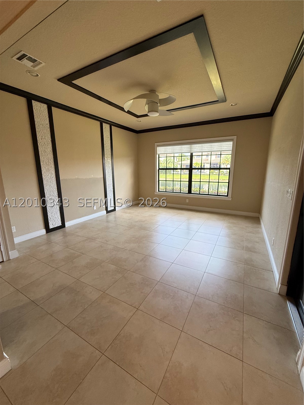 9751 Lakeview Ln Property Photo 17