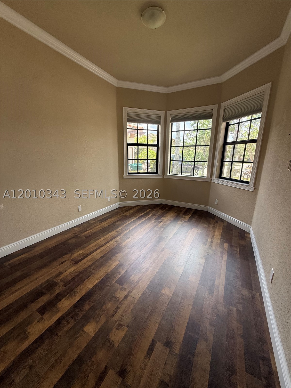 9751 Lakeview Ln Property Photo 23