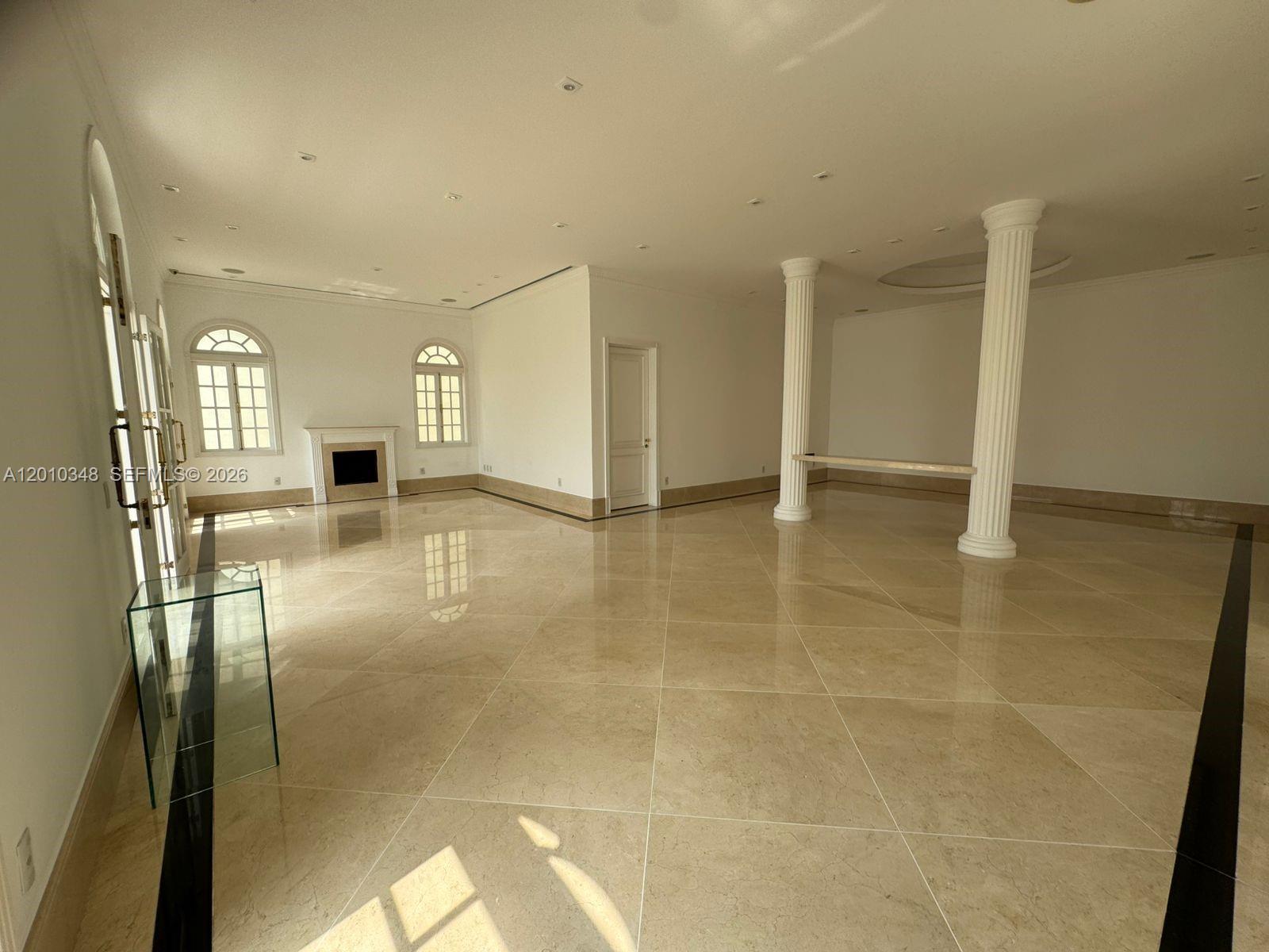 A12010348 Property Photo 13