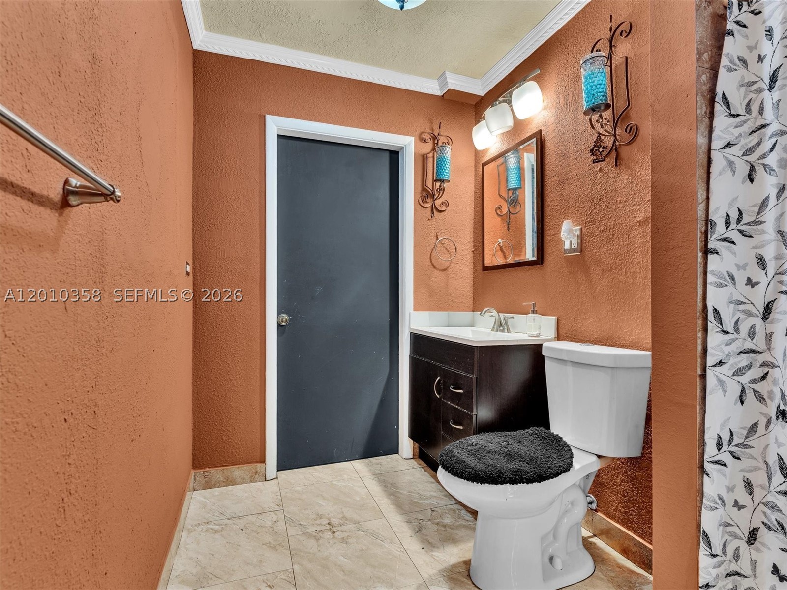 4301 Nw 185th St Property Photo 12