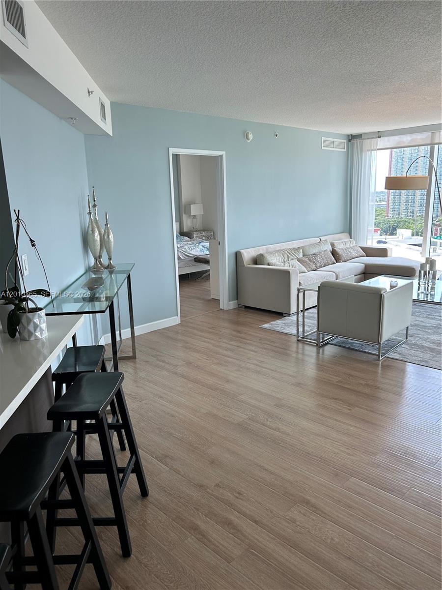 150 Sunny Isles Blvd 1-1103 Property Photo 8