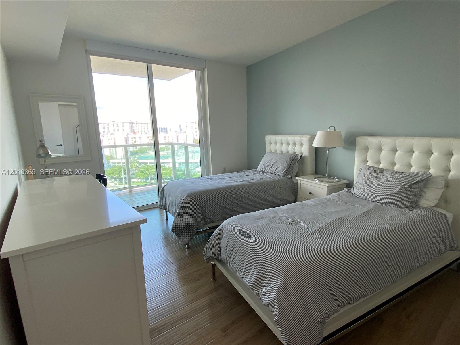 150 Sunny Isles Blvd 1-1103 Property Photo 17