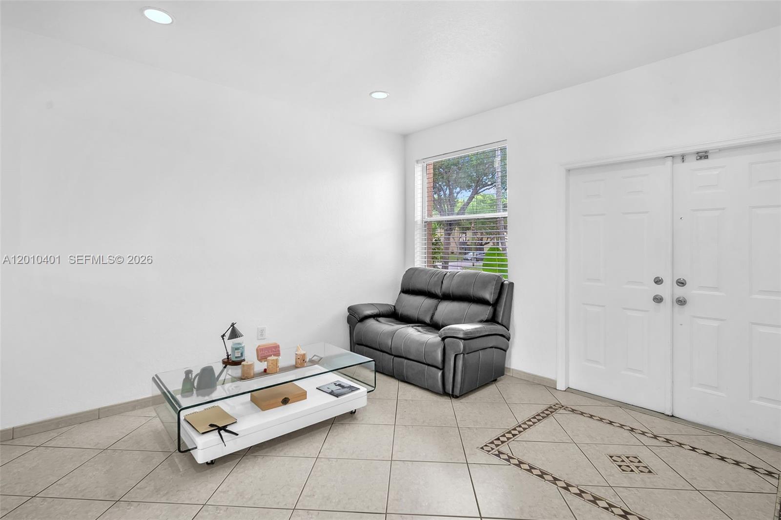 16910 Sw 39th Ct Property Photo 5